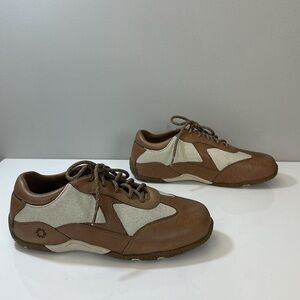 ZUMFOOT Tan And Cream Leather Shoe Size 37 (6 - 6.5) Wide Width